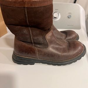 Ugg women’s Suede and leather boots